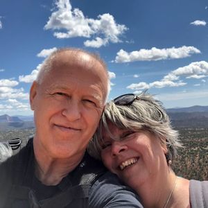 Meet your Posher, Monica l